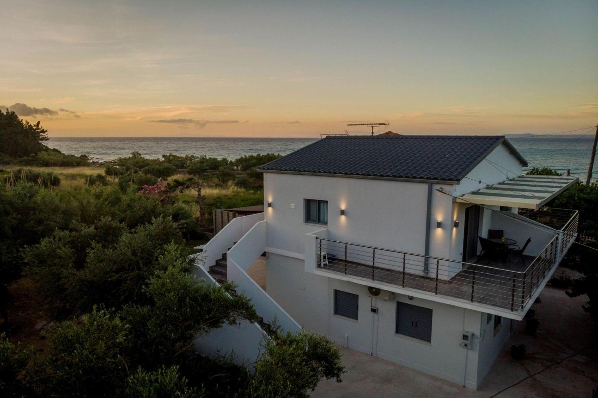 Casa Di Mare - Studios And Apartments On The Beach Василікос Екстер'єр фото